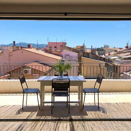 Dans Le Centre De Sur Mer Sanary-sur-Mer